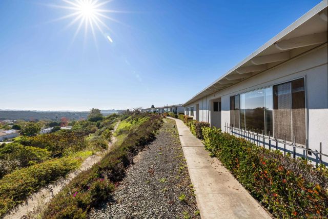 3875 Vista Campana South 32, Oceanside, CA 92057