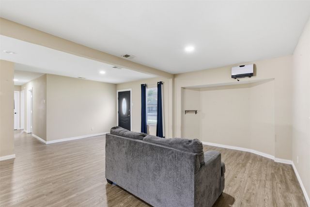 14021 Horseshoe Trail, Balch Springs, TX 75180
