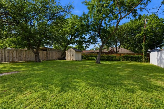 14021 Horseshoe Trail, Balch Springs, TX 75180