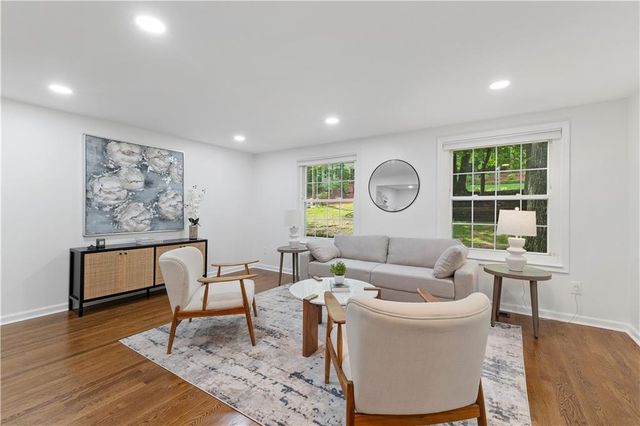 1700 Ellenwood Drive NE, Roswell, GA 30075