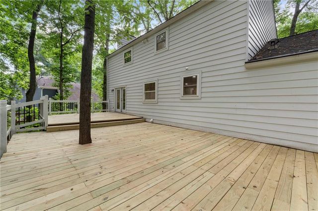 1700 Ellenwood Drive NE, Roswell, GA 30075