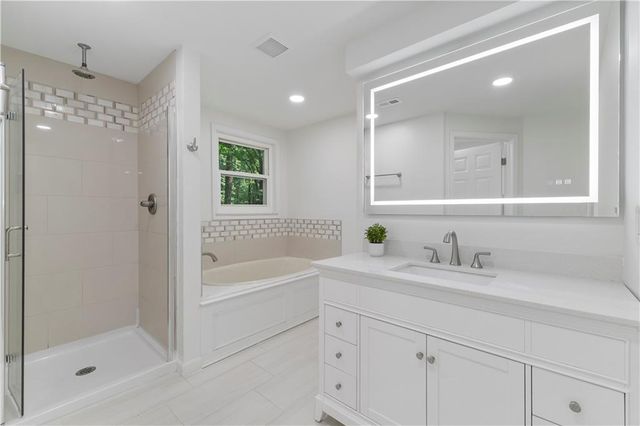 1700 Ellenwood Drive NE, Roswell, GA 30075