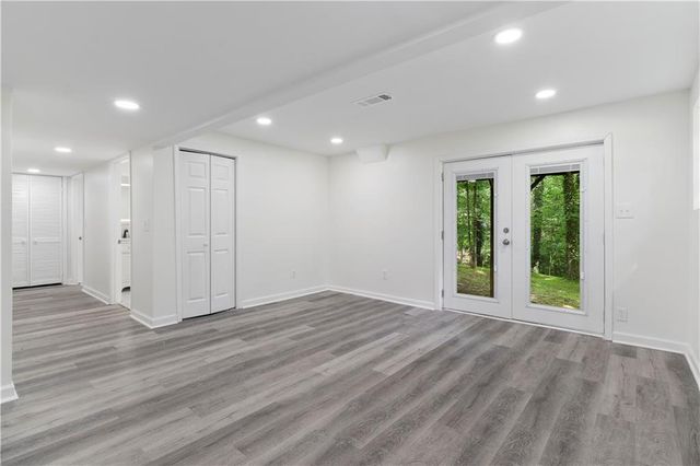 1700 Ellenwood Drive NE, Roswell, GA 30075
