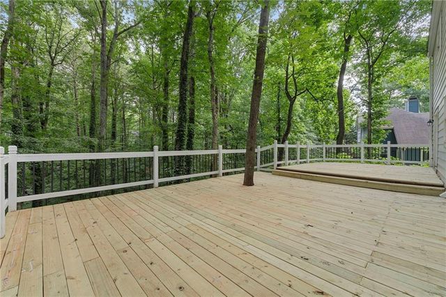 1700 Ellenwood Drive NE, Roswell, GA 30075