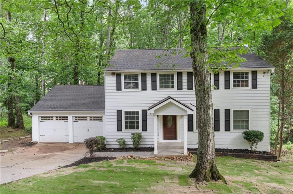 1700 Ellenwood Drive NE, Roswell, GA 30075