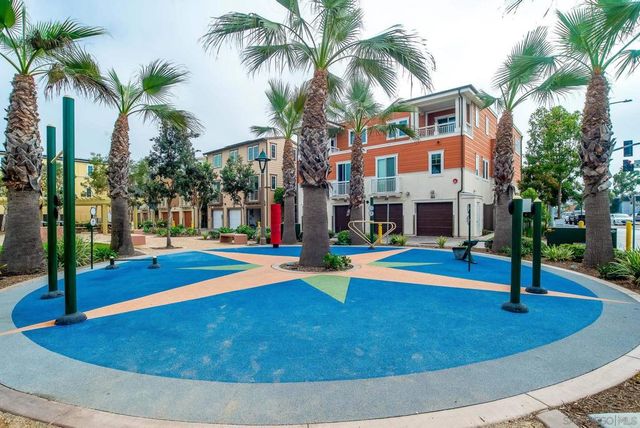 807 Santa Barbara Pl, San Diego, CA 92109