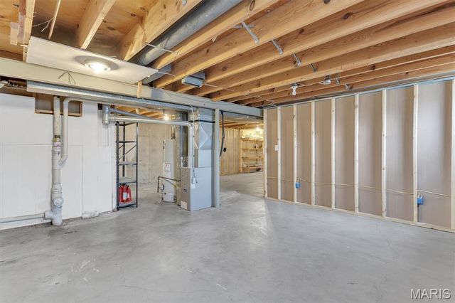 45 Saint Lawrence Drive, St Peters, MO 63376