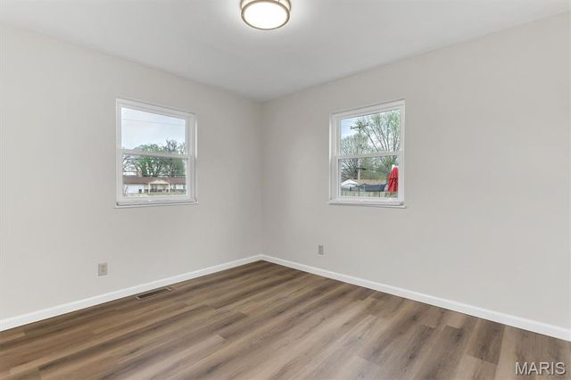 45 Saint Lawrence Drive, St Peters, MO 63376