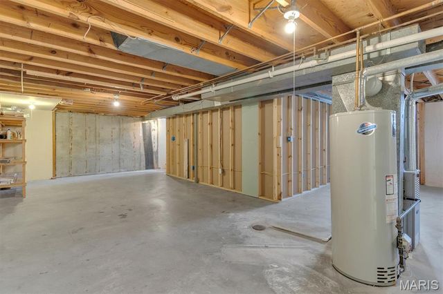 45 Saint Lawrence Drive, St Peters, MO 63376