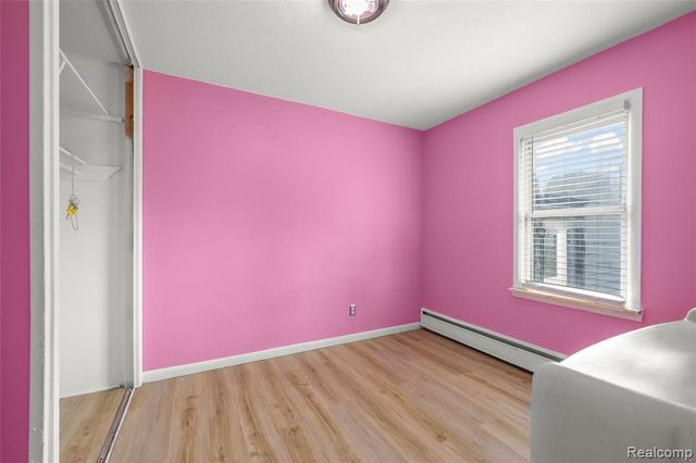 27517 Sheridan Street, Garden City, MI 48135
