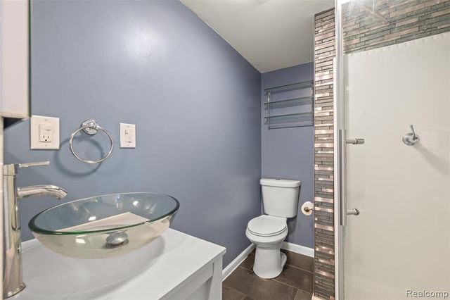 27517 Sheridan Street, Garden City, MI 48135