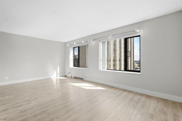 15 S 1st Street A914, Minneapolis, MN 55401