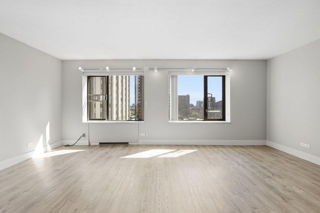 15 S 1st Street A914, Minneapolis, MN 55401