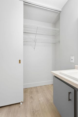 15 S 1st Street A914, Minneapolis, MN 55401