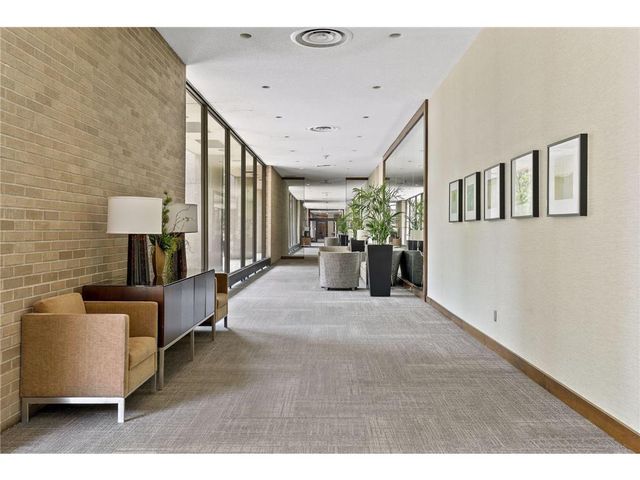 15 S 1st Street A914, Minneapolis, MN 55401