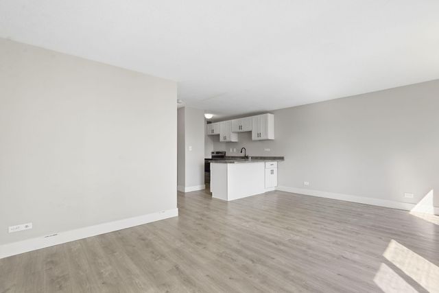 15 S 1st Street A914, Minneapolis, MN 55401