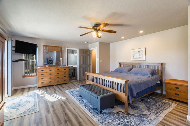 5720 Don Pasquale Drive SW, Albuquerque, NM 87121