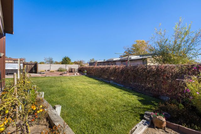 5720 Don Pasquale Drive SW, Albuquerque, NM 87121