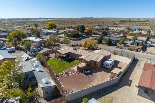 5720 Don Pasquale Drive SW, Albuquerque, NM 87121