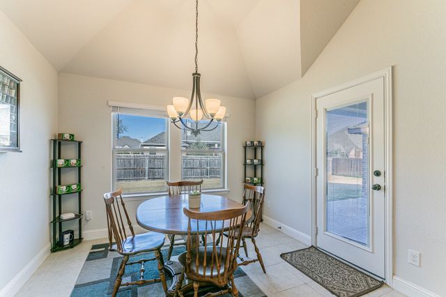 325 Woodhaven Trail, Mcgregor, TX 76657