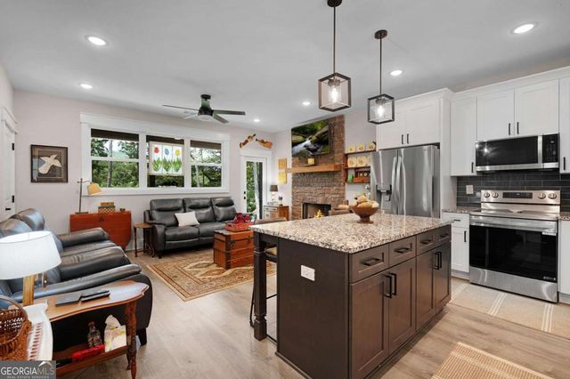 1390 Foxhound Trail NE, Ranger, GA 30734