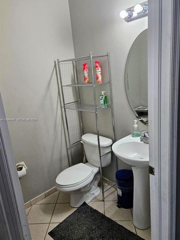 165 NE 32nd Ter, Homestead, FL 33033