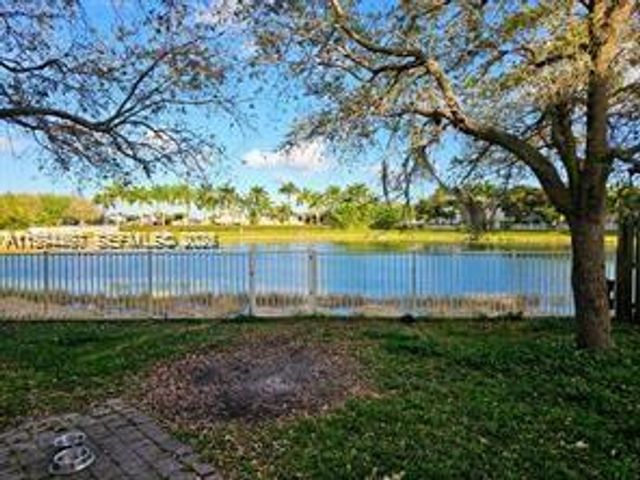 165 NE 32nd Ter, Homestead, FL 33033