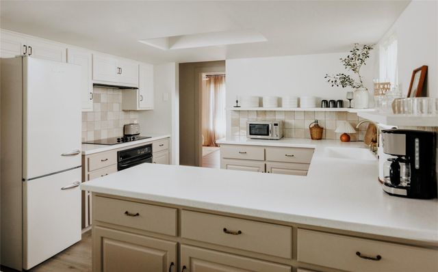 11210 Hidden Bluff DR, Austin, TX 78754