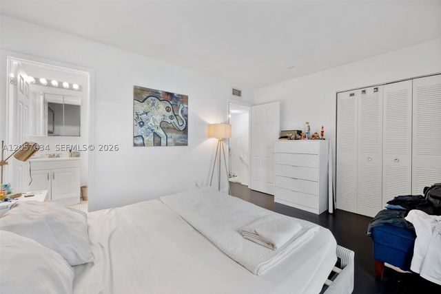 5555 Ludlam Rd 41, South Miami, FL 33155