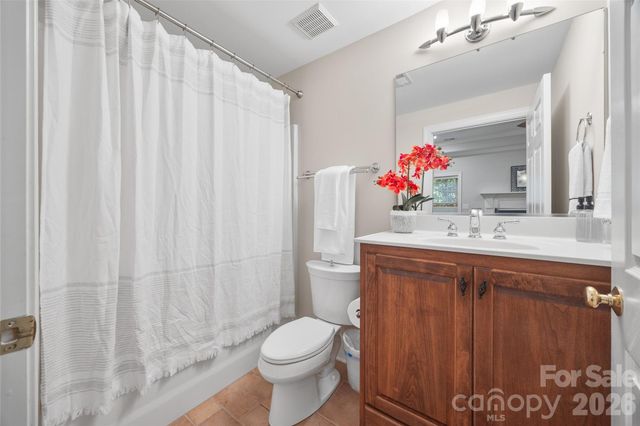 817 Savile Lane 29, Fort Mill, SC 29715