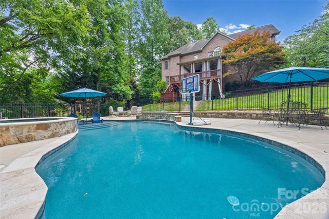 817 Savile Lane 29, Fort Mill, SC 29715