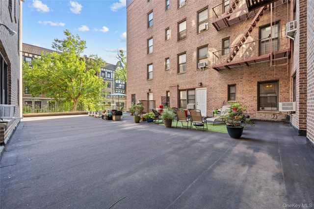 309 N broadway Broadway 2G, Yonkers, NY 10701
