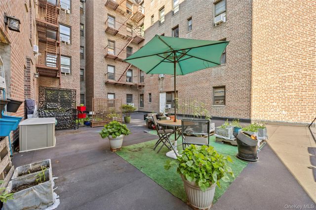309 N broadway Broadway 2G, Yonkers, NY 10701