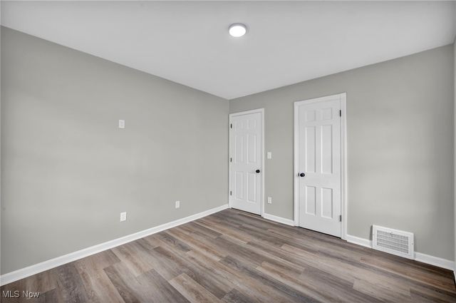 334 Hawthorne St, Elyria, OH 44035