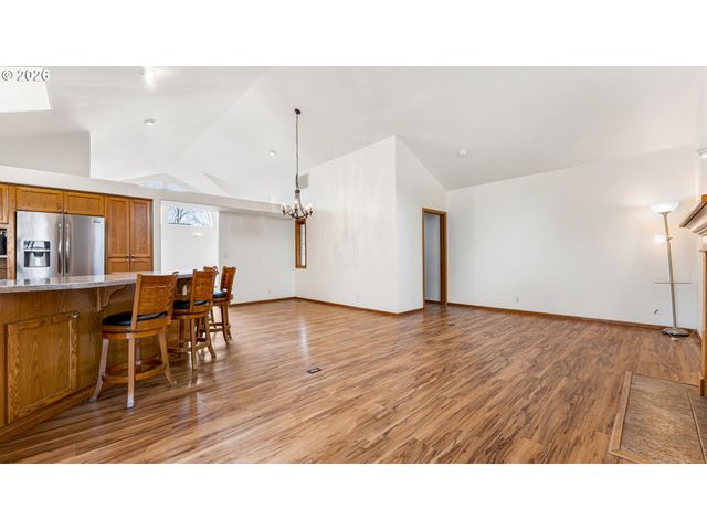 4393 ALTURA St, Eugene, OR 97404