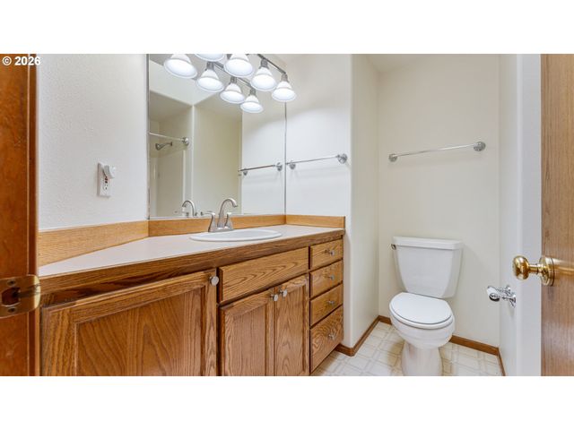 4393 ALTURA St, Eugene, OR 97404