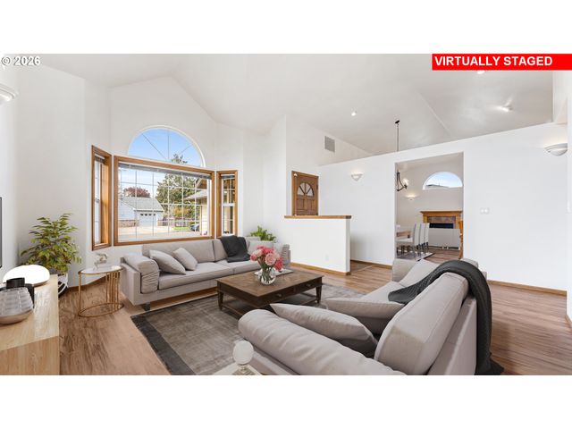 4393 ALTURA St, Eugene, OR 97404