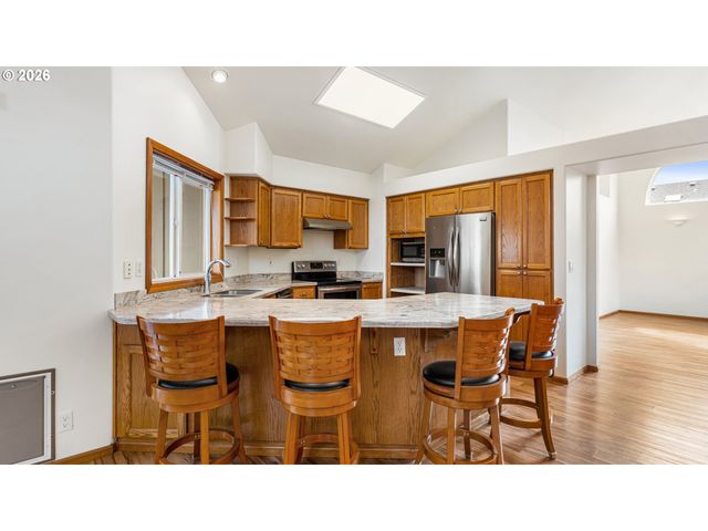 4393 ALTURA St, Eugene, OR 97404