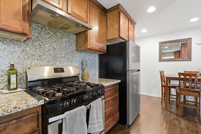 1022 Fleda Ave, Olivehurst, CA 95961