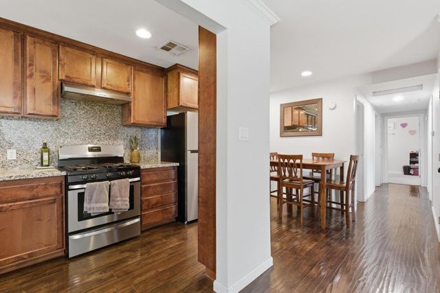 1022 Fleda Ave, Olivehurst, CA 95961