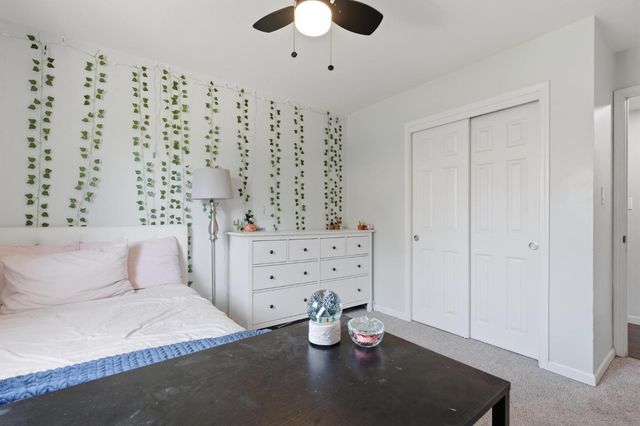 1022 Fleda Ave, Olivehurst, CA 95961