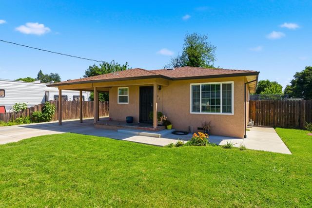 1022 Fleda Ave, Olivehurst, CA 95961