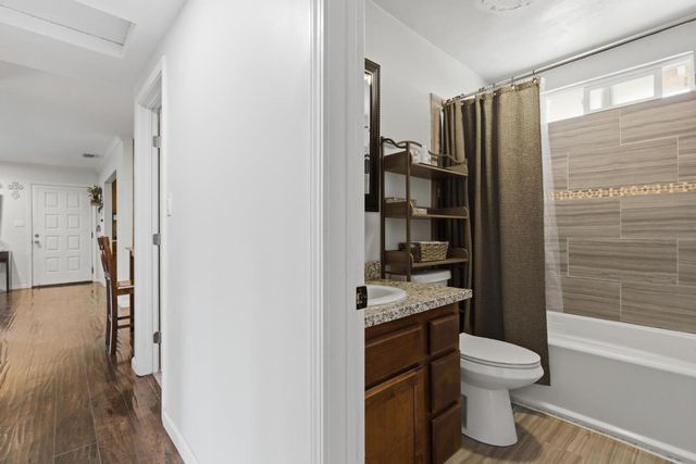 1022 Fleda Ave, Olivehurst, CA 95961