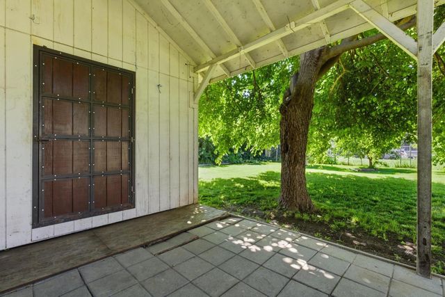 1022 Fleda Ave, Olivehurst, CA 95961