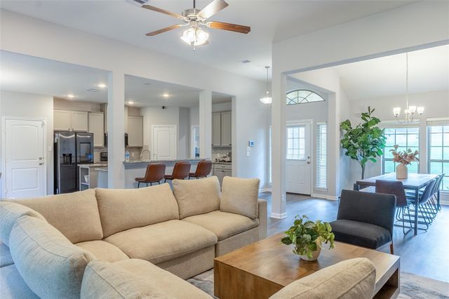 120 Sanctuary Road, Huntsville, TX 77340