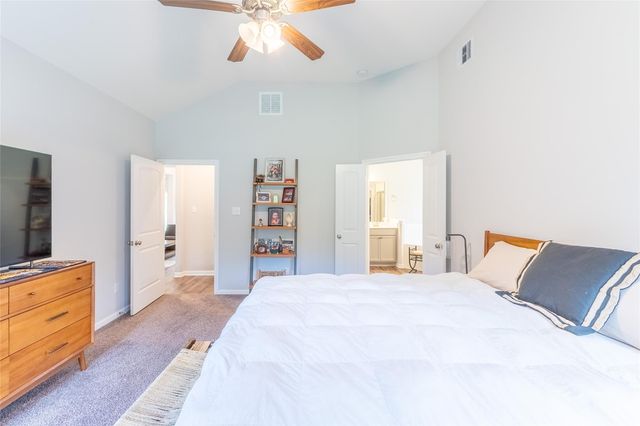 120 Sanctuary Road, Huntsville, TX 77340