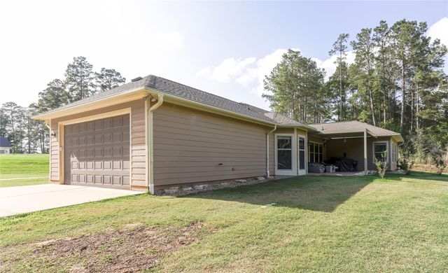 120 Sanctuary Road, Huntsville, TX 77340