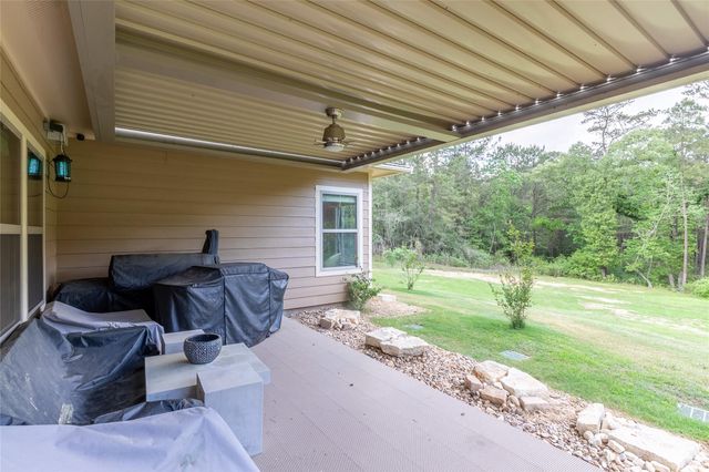 120 Sanctuary Road, Huntsville, TX 77340