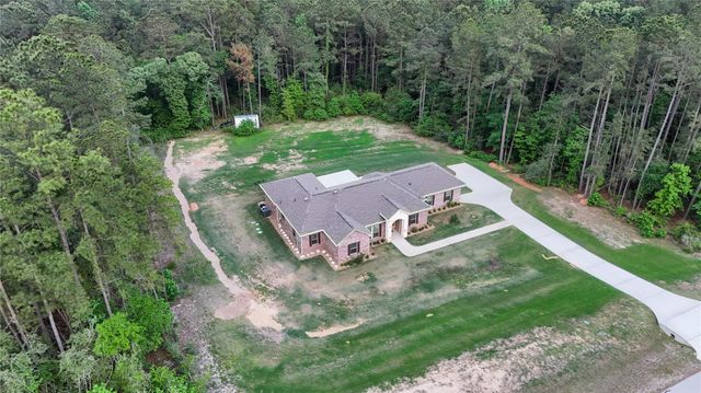 120 Sanctuary Road, Huntsville, TX 77340