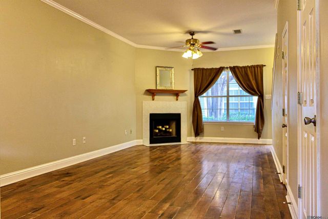 4154 Jefferson Woods Dr, Baton Rouge, LA 70809